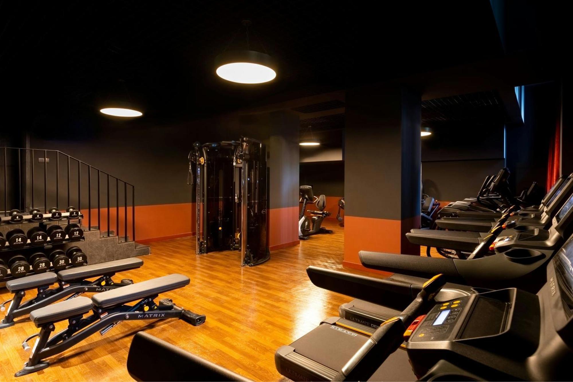 فندق The Marmorosch Bucharest, Autograph Collection المظهر الخارجي الصورة The gym at the hotel