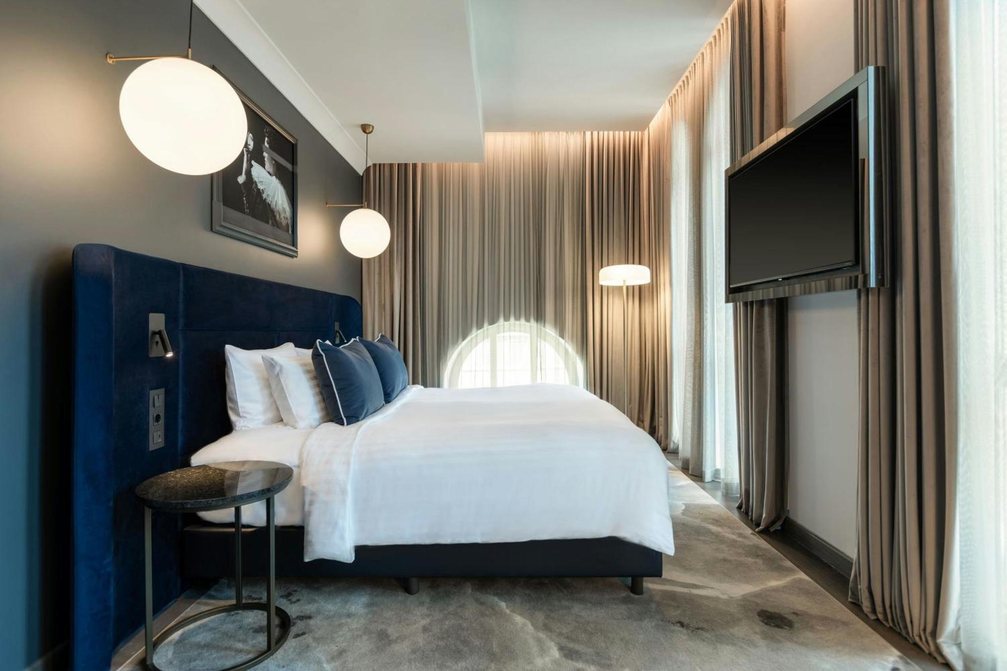 فندق The Marmorosch Bucharest, Autograph Collection المظهر الخارجي الصورة Deluxe room