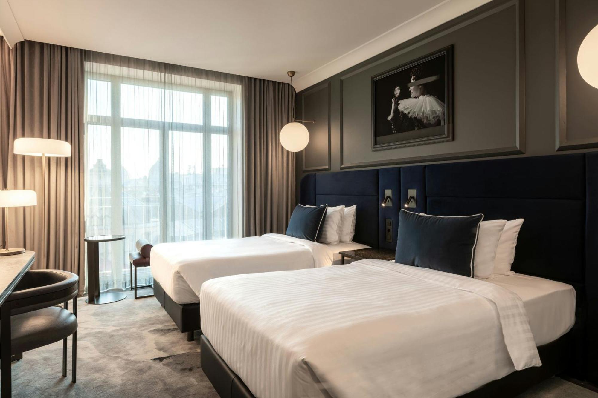 فندق The Marmorosch Bucharest, Autograph Collection المظهر الخارجي الصورة Deluxe Room