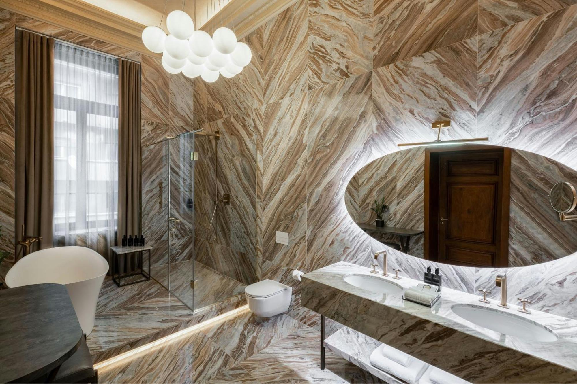 فندق The Marmorosch Bucharest, Autograph Collection المظهر الخارجي الصورة Bathroom